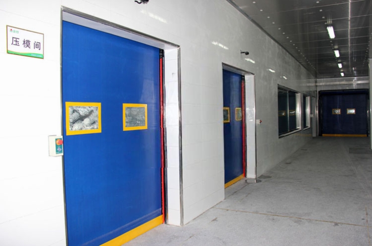 zipper high speed door manufacturer product image