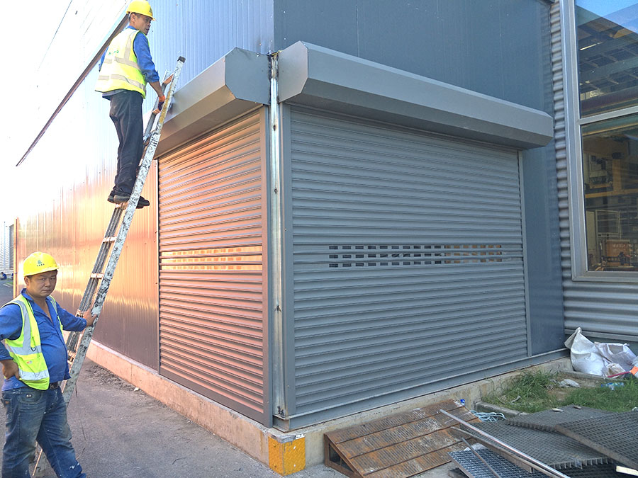 Automatic Aluminum Louvered Roller Shutter Door product description 1