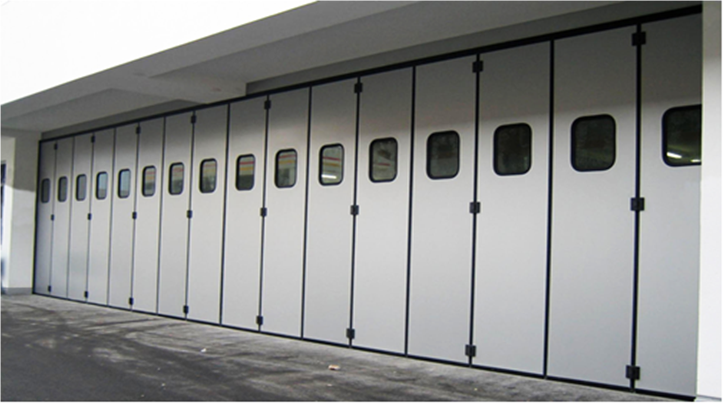 Industrial Automatic Horizontal Folding Door product description 2