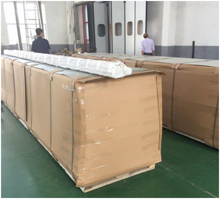 Automatic folding door FCL packaging