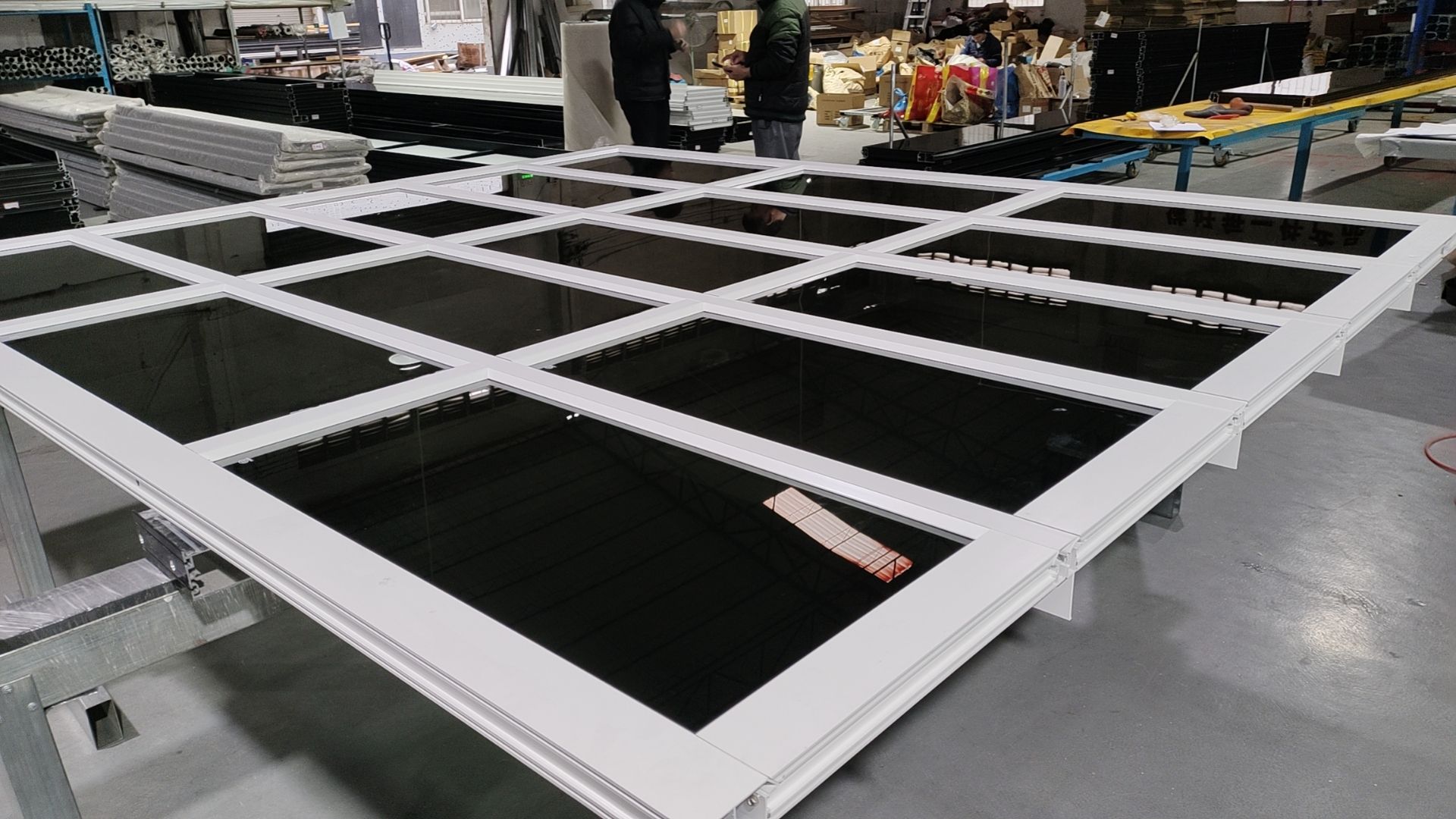 Frosted Glass Aluminum Garage Door with Wind Resistant Frame product description 1