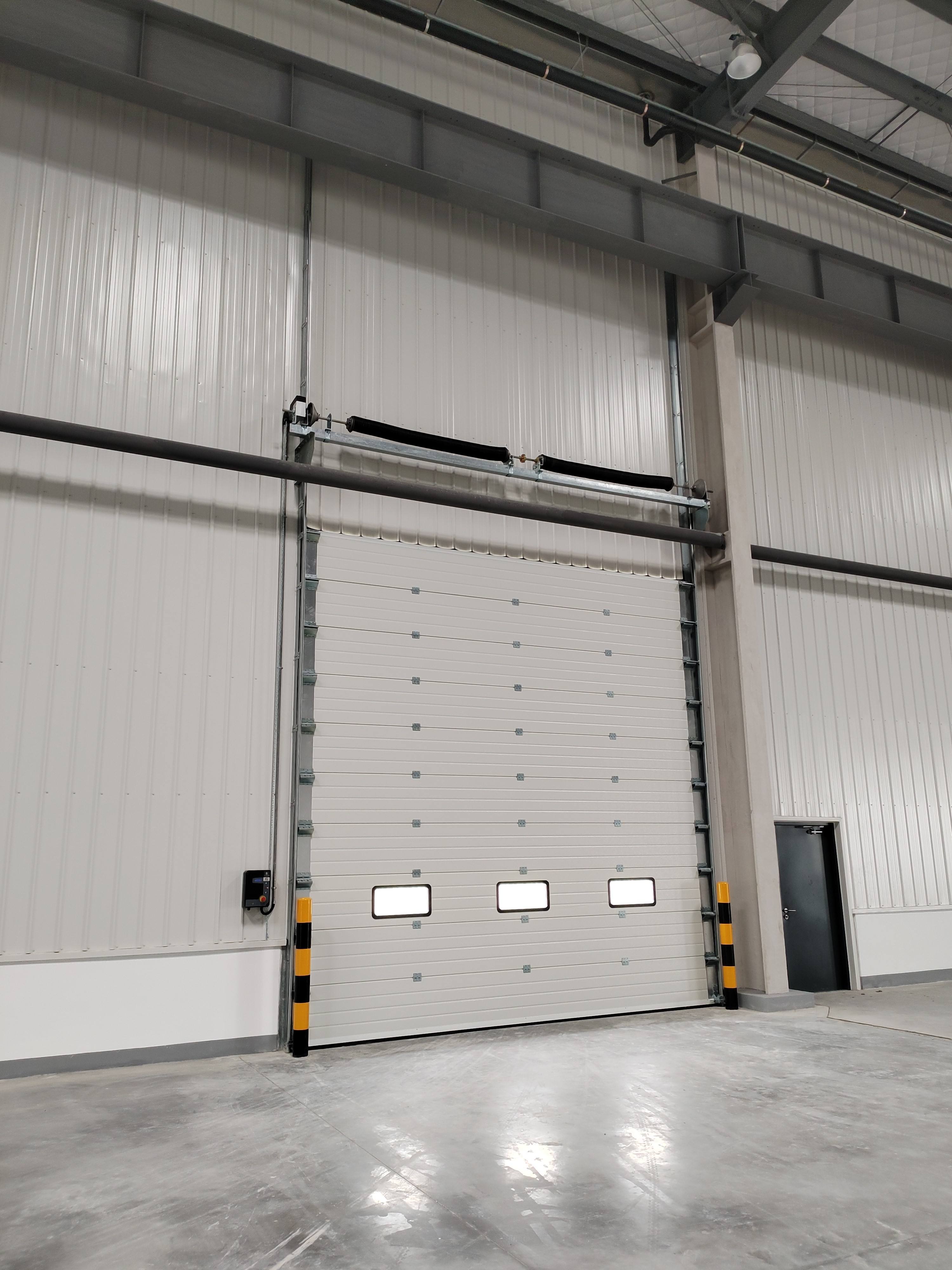 Insulated Galvanized Steel Sectional Door