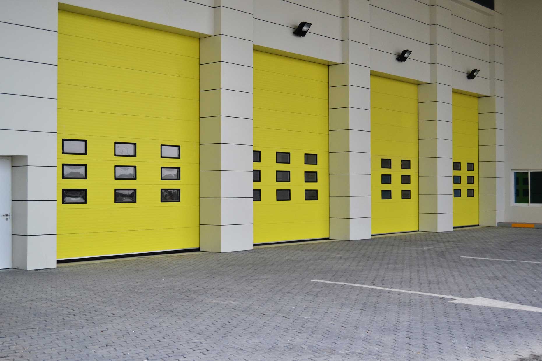 40mm Insulated Industrial Sectional Door product description 1