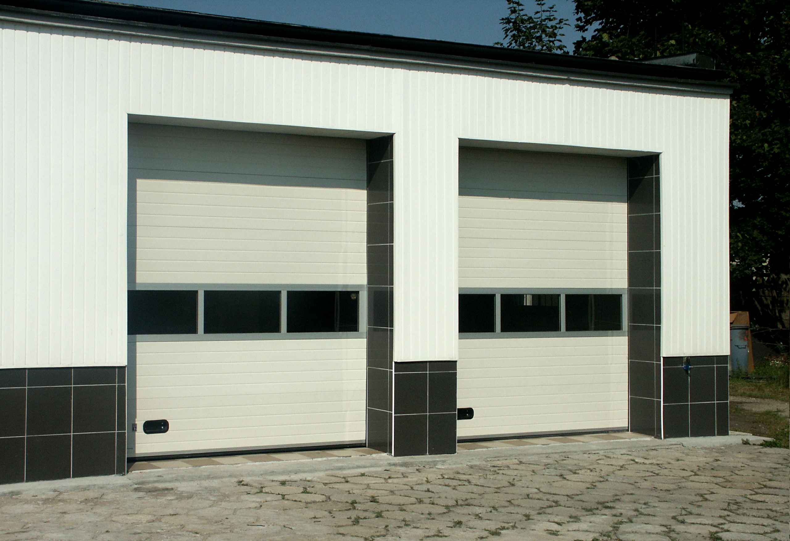 Remote Control Vertical Lift Industrial Door
