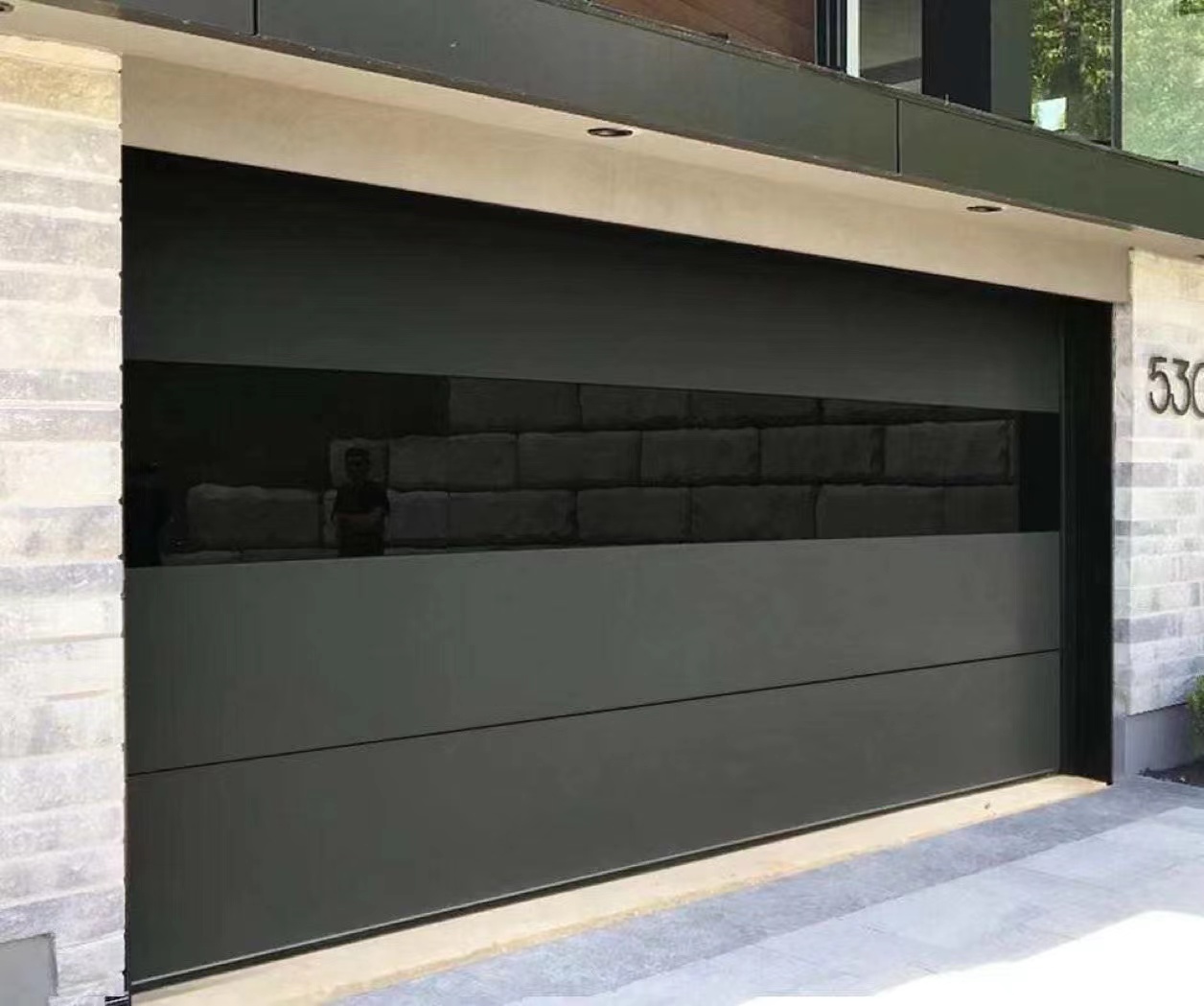 Wind Resistant PU Insulated Sectional Steel Garage Door product description 5